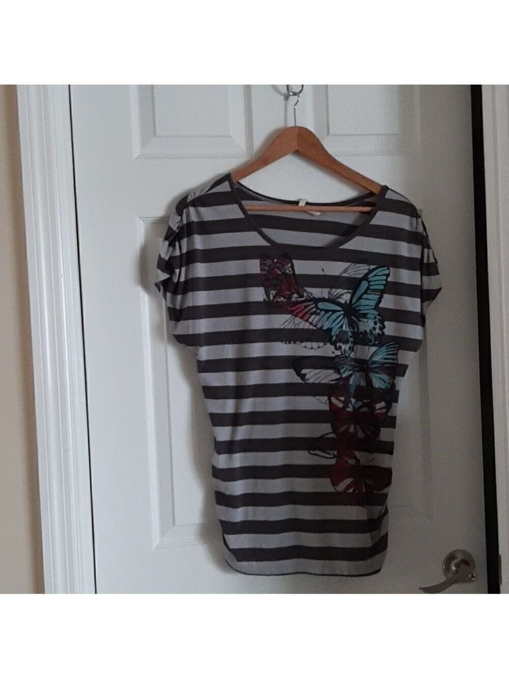 Red Camel butterfly Top